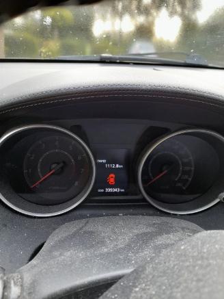 Mitsubishi Outlander Outlander (CW) SUV 2.0 16V 4x2 (4B11) [108kW]  (11-2006/11-2012) picture 2