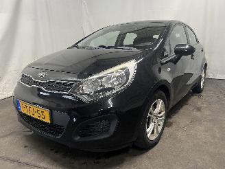 skadebil auto Kia Rio Rio III (UB) Hatchback 1.2 CVVT 16V (G4LA5) [63kW]  (09-2011/12-2017) 2014/4