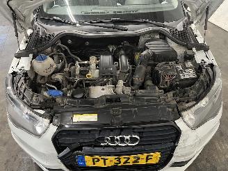 Audi A1 A1 Sportback (8XA/8XF) Hatchback 5-drs 1.2 TFSI (CBZA) [63kW]  (01-201=
2/04-2015) picture 11
