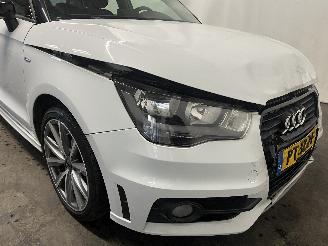Audi A1 A1 Sportback (8XA/8XF) Hatchback 5-drs 1.2 TFSI (CBZA) [63kW]  (01-201=
2/04-2015) picture 8