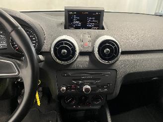 Audi A1 A1 Sportback (8XA/8XF) Hatchback 5-drs 1.2 TFSI (CBZA) [63kW]  (01-201=
2/04-2015) picture 18
