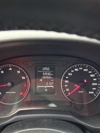 Audi A1 A1 Sportback (8XA/8XF) Hatchback 5-drs 1.2 TFSI (CBZA) [63kW]  (01-201=
2/04-2015) picture 2