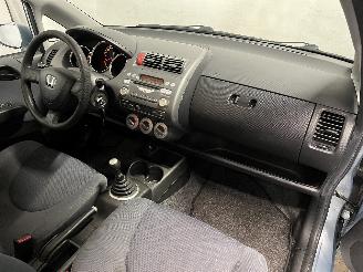Honda Jazz Jazz (GD/GE2/GE3) Hatchback 1.2 i-DSi (L12A4) [57kW]  (03-2002/07-2008=
) picture 13