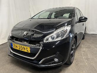 uszkodzony samochody osobowe Peugeot 208 208 I (CA/CC/CK/CL) Hatchback 1.5 BlueHDi 100 (DV5RD(YHY)) [75kW]  (05=
-2018/12-2019) 2018/9