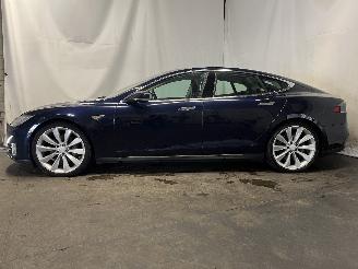 Tesla Model S Model S Liftback 85 (L1S) [270kW]  (09-2012/02-2016) picture 4