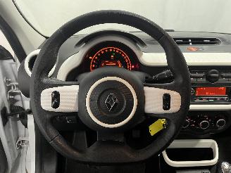 Renault Twingo Twingo III (AH) Hatchback 5-drs 1.0 SCe 70 12V (H4D-400(H4D-A4)) [52kW=
]  (09-2014/04-2019) picture 12