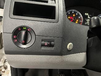 Volkswagen Transporter Transporter/Caravelle T5 Bus 2.0 (AXA) [85kW]  (11-2003/08-2015) picture 28