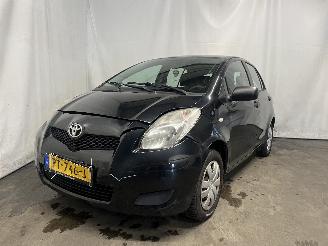 Voiture accidenté Toyota Yaris Yaris II (P9) Hatchback 1.0 12V VVT-i (1KR-FE) [51kW]  (08-2005/12-201=
1) 2010/1