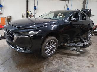 Auto da rottamare Mazda X 3 (BP) Sedan 2.0 SkyActiv-X 180 M Hybrid 16V (HFY1) [132kW]  (06-2019/=
=2E..) 2019/11
