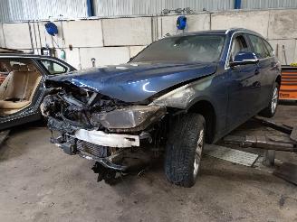 Uttjänta bilar auto BMW 3-serie 3 serie Touring (F31) Combi 320d 2.0 16V (B47-D20A) [120kW]  (07-2012/=
06-2019) 2015/12