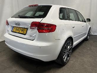 Audi A3 A3 Sportback (8PA) Hatchback 5-drs 1.8 TFSI 16V (CDAA) [118kW]  (11-20=
06/03-2013) picture 5