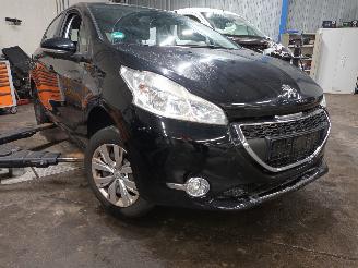 Peugeot 208 208 I (CA/CC/CK/CL) Hatchback 1.2 Vti 12V PureTech 82 (EB2F(HMZ)) [60k=
W]  (03-2012/12-2019) picture 2