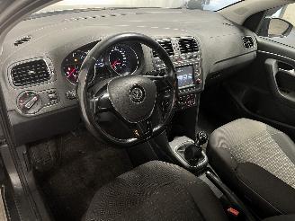 Volkswagen Polo Polo V (6R) Hatchback 1.4 TDI 12V 90 (CUSB(Euro 6)) [66kW]  (02-2014/1=
0-2017) picture 13