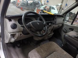 Renault Master Master II (ED/HD/UD) Chassis-Cabine 2.5 dCi 150 FAP (G9U-632(MY)) [107=
kW]  (08-2006/04-2010) picture 5