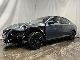 Skoda Superb Superb (3V3) Liftback 1.8 TSI 16V (CJSA) [132kW]  (03-2015/06-2024) picture 2