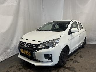 damaged passenger cars Mitsubishi Space-star Space Star (A0) Hatchback 1.0 12V (3A90(Euro 5)) [52kW]  (05-2012/...)= 2020/11