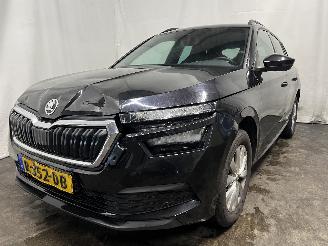 damaged passenger cars Skoda Kamiq Kamiq SUV 1.0 TSI 12V (DLAA) [81kW]  (08-2020/...) 2022/7