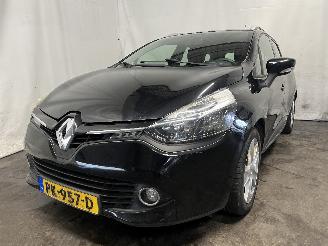 krockskadad bil auto Renault Clio Clio IV Estate/Grandtour (7R) Combi 5-drs 1.5 Energy dCi 75 FAP (K9K-6=
12) [55kW]  (01-2013/08-2021) 2015/4