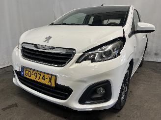 Damaged car Peugeot 108 108 Hatchback 1.0 12V (1KRFE(CFB)) [51kW]  (05-2014/...) 2015/4