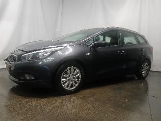 Kia Cee d Cee'd Sportswagon (JDC5) Combi 1.4i CVVT 16V (G4FA) [73kW]  (09-2012/1=
2-2018) picture 3