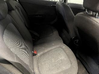 Hyundai I-20 i20 Hatchback 1.2i 16V (G4LA) [57kW]  (09-2008/12-2012) picture 14