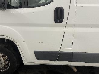 Peugeot Boxer Boxer (U9) Van 2.2 HDi 100 Euro 4 (22DT(4HV)) [74kW]  (04-2006/06-2013=
) picture 17