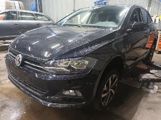 Vrakbiler auto Volkswagen Polo Polo VI (AW1) Hatchback 5-drs 1.0 TSI 12V BlueMotion (DKJA) [85kW]  (0=
9-2017/...) 2018/5