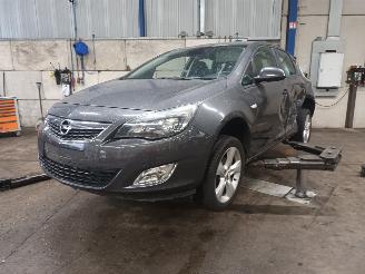 Auto da rottamare Opel Astra Astra J (PC6/PD6/PE6/PF6) Hatchback 5-drs 1.6 16V (B16XER(Euro 6)) [85=
kW]  (12-2009/10-2015) 2009/11