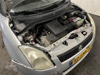 Suzuki Swift Swift (ZA/ZC/ZD1/2/3/9) Hatchback 1.3 VVT 16V (M13A VVT) [68kW]  (02-2=
005/06-2012) picture 13