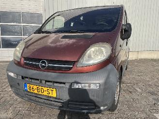 Voiture accidenté Opel Vivaro Vivaro Van 1.9 DTI 16V (F9Q-760) [74kW]  (08-2001/07-2014) 2002/6
