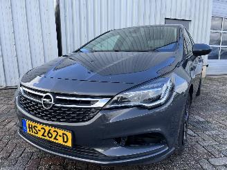 Vaurioauto  passenger cars Opel Astra Astra K Hatchback 5-drs 1.0 Turbo 12V (B10XFT(Euro 6)) [77kW]  (10-201=
5/12-2022) 2015/12
