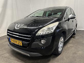 Vaurioauto  passenger cars Peugeot 3008 3008 I (0U/HU) MPV 2.0 HYbrid4 16V (DW10CTED4(RHC)) [147kW]  (02-2011/=
08-2016) 2013/4