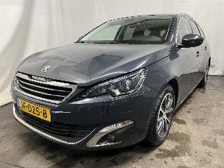 Coche accidentado Peugeot 308 308 SW (L4/L9/LC/LJ/LR) Combi 5-drs 1.2 12V e-THP PureTech 130 (EB2DTS=
(HNY)) [96kW]  (03-2014/06-2021) 2016/2