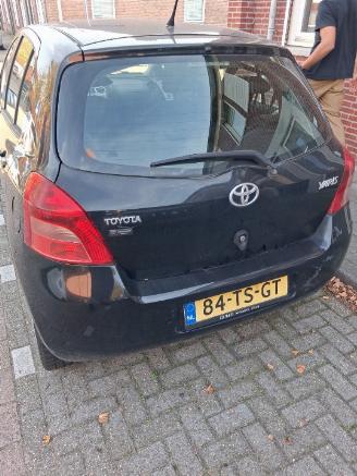 Coche accidentado Toyota Yaris Yaris II (P9) Hatchback 1.3 16V VVT-i (2SZFE) [64kW]  (08-2005/11-2010=
) 2007/1