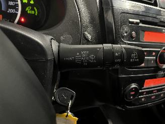 Mitsubishi Space-star Space Star (A0) Hatchback 1.0 12V (3A90(Euro 5)) [52kW]  (05-2012/...)= picture 21