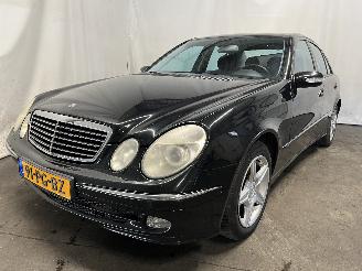 skadebil auto Mercedes E-klasse E (W211) Sedan 2.2 E-220 CDI 16V (OM646.961) [110kW]  (03-2002/12-2008=
) 2004/6