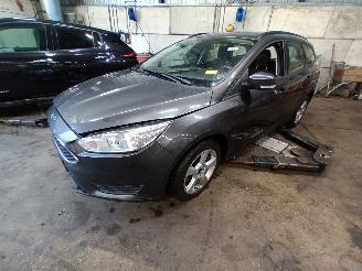 Vrakbiler auto Ford Focus Focus 3 Wagon Combi 1.0 Ti-VCT EcoBoost 12V 100 (M2DC) [74kW]  (02-201=
2/05-2018) 2015/6