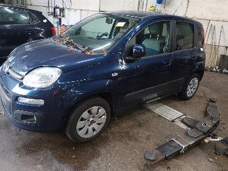 Uttjänta bilar auto Fiat Panda Panda (312) Hatchback 0.9 TwinAir 60 (312.A.6000) [44kW]  (12-2013/...=
) 2015/3