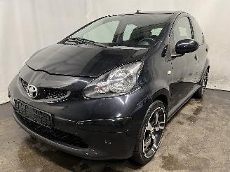 Damaged car Toyota Aygo Aygo (B10) Hatchback 1.0 12V VVT-i (1KR-FE) [50kW]  (07-2005/05-2014) 2006/11