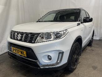 Damaged car Suzuki Vitara Vitara (LY/MY) SUV 1.0 Booster Jet Turbo 12V (K10C) [82kW]  (10-2018/.=
=2E.) 2020/9