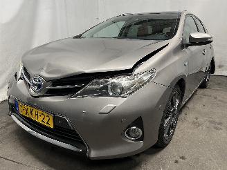 damaged passenger cars Toyota Auris Auris Touring Sports (E18) Combi 1.8 16V Hybrid (2ZRFXE) [100kW]  (07-=
2013/12-2018) 2014/8