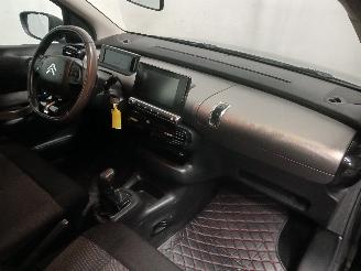 Citroën C4 C4 Cactus (0B/0P) Hatchback 5-drs 1.2 PureTech 82 12V (EB2F(HMZ)) [60k=
W]  (09-2014/...) picture 8
