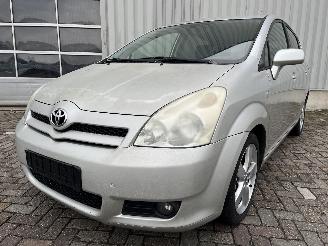 skadebil auto Toyota Corolla Corolla Verso (R10/11) MPV 2.2 D-4D 16V Cat Clean Power (2AD-FHV(Euro =
4)) [130kW]  (10-2005/03-2009) 2006/4
