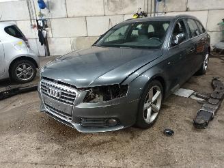 disassembly passenger cars Audi A4 A4 Avant (B8) Combi 2.0 TFSI 16V (CDNB(Euro 5)) [132kW]  (06-2008/12-2=
015) 2011/4