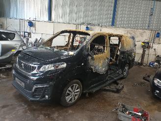 Autoverwertung Peugeot Expert Expert (V1/VA/VB/VE/VF/VT/VY) Van 2.0 Blue HDi 180 16V (DW10FC(AHH)) [=
130kW]  (04-2016/04-2025) 2019/5