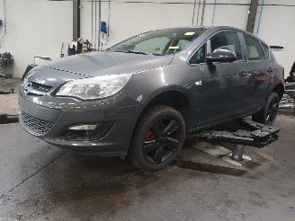 Uttjänta bilar auto Opel Astra Astra J (PC6/PD6/PE6/PF6) Hatchback 5-drs 1.7 CDTi 16V 110 (A17DTC) [8=
1kW]  (10-2010/...) 2014/9