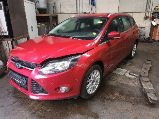 Vrakbiler auto Ford Focus Focus 3 Wagon Combi 1.6 Ti-VCT 16V 125 (PNDA) [92kW]  (07-2010/05-2018=
) 2011/8