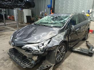 demontáž osobní automobily Toyota Avensis Avensis Wagon (T27) Combi 1.8 16V VVT-i (2ZRFAE) [108kW]  (11-2008/10-=
2018) 2015/9