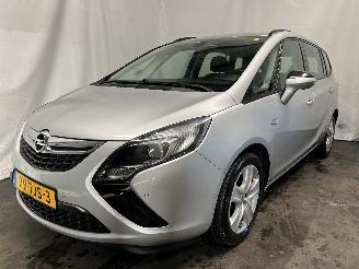 Vaurioauto  passenger cars Opel Zafira Zafira Tourer (P12) MPV 1.4 Turbo 16V EcoFLEX (A14NET(Euro 5)) [103kW]=
  (10-2011/05-2018) 2012/2