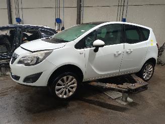 voitures voitures particulières Opel Meriva Meriva (B) MPV 1.4 Turbo 16V ecoFLEX (A14NEL(Euro 5)) [88kW]  (06-2010=
/03-2017) 2012/2